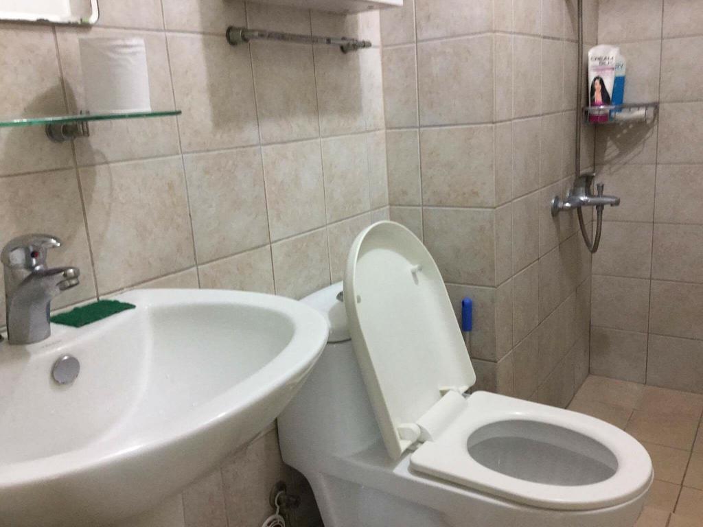 Ortigas 2 Bedroom Corner Unit With 2 Queen Across Shangrila マニラ市 エクステリア 写真